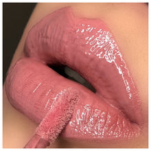 Load image into Gallery viewer, Cami Rose Hydrating Gloss
